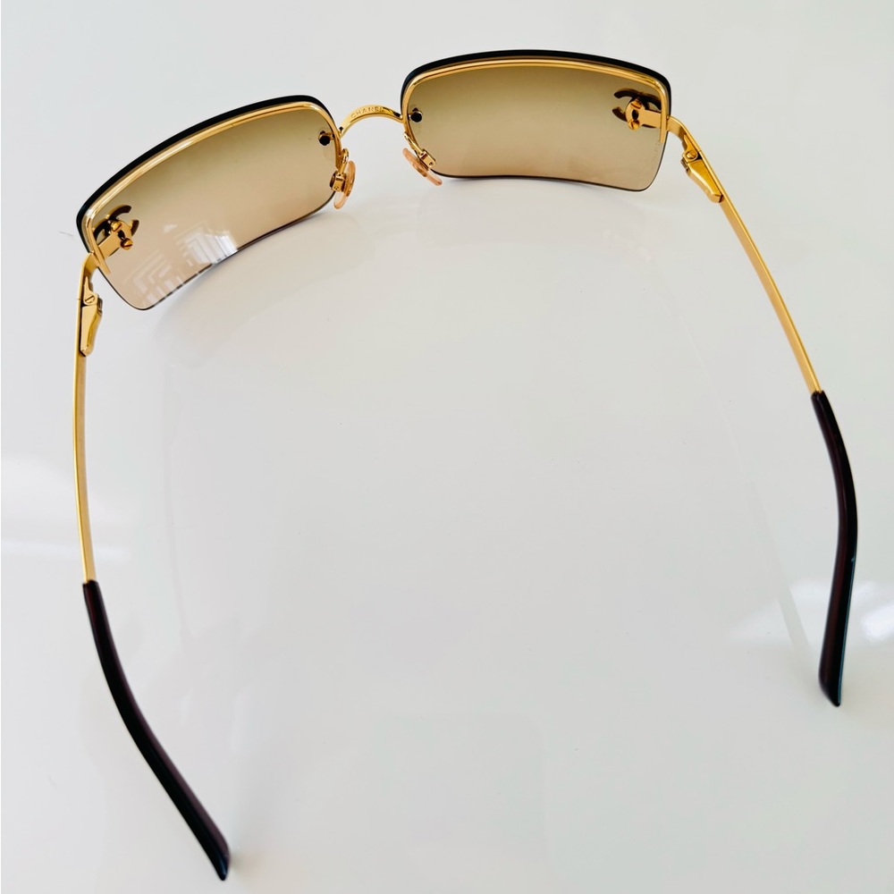 LIKE NEW✨ CHANEL RARE RIMLESS 4104-B Swarovski gold brown sunglasses - Picture 13 of 15